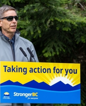 More take to the podium and share thoughts about the event 