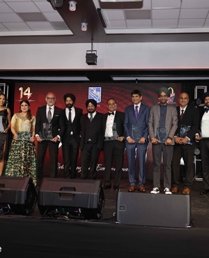 Publishers of Darpan Magazine Gurvinder Hundal and Ramneek Dhillon also join the recipients for a group photo 