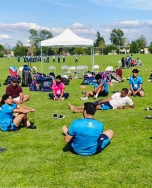 Players taking some rest before getting back into it 