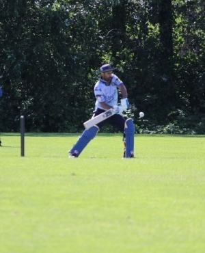 Player in the moment fully focused to make some runs 