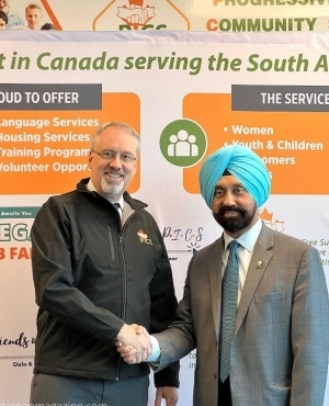  Consul General of US in Vancouver,  Jim DeHart, with CEO of PICS Mr.Satbir Cheema 