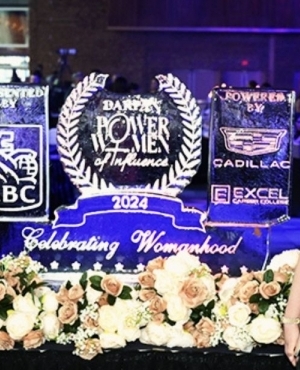  Ice sculpture for the Darpan Power Women of Influence Gala 2024