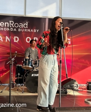 Singer Christina Lee and her band MYNXY perform live 