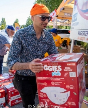 Volunteers hard at work 