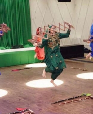 Shane E Punjab dancers perform Giddha 