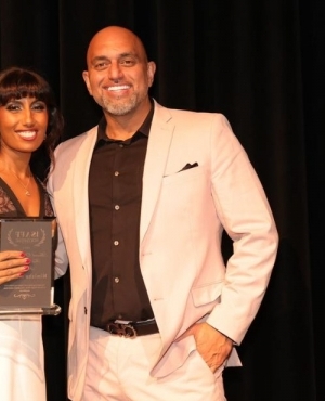 Nimisha Mukherji presented with the Award of Excellence for Leadership in Film by Raj Aadmi of Aadmi Group