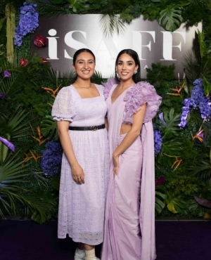 ISAFF producer Mannu Sandhu stuns on the purple carpet 
