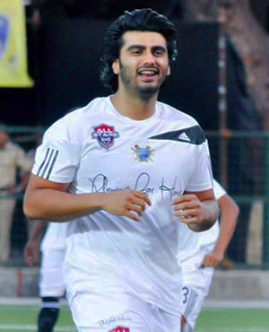 Mumbai Police & Celebrity Friendly Football Match