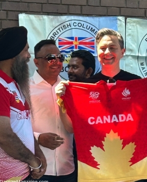 Conservative Party of Canada leader Pierre Poilievre proudly showcases T shirt