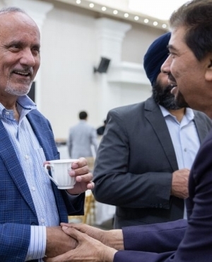 Guests meet Minister of Labour Mr.Harry Bains 