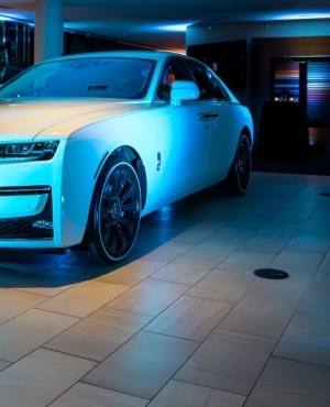 Another coloured Spectre 