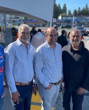 Prominent South Asian members present at the event such as Mr. Diljit Thind, Gurpreet Arneja, & Garry Thind 