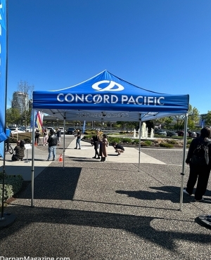 Media taking cool shots of cyclists at the event 