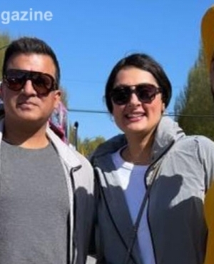 Dwayne Chahil and the Chief Growth Officer at Telus, Juggy Sihota Chahil, with Ramneek Dhillon of Darpan Magazine 