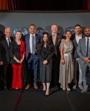  Group photo of attendees and reps at the event   