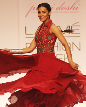 LFW 2014- Purvi Doshi Collection
