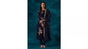 Shyamal & Bhumika unveil exquisite suit collection